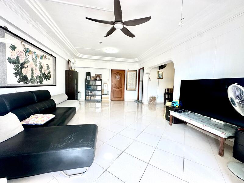 For Sale - 309 Tampines Street 32