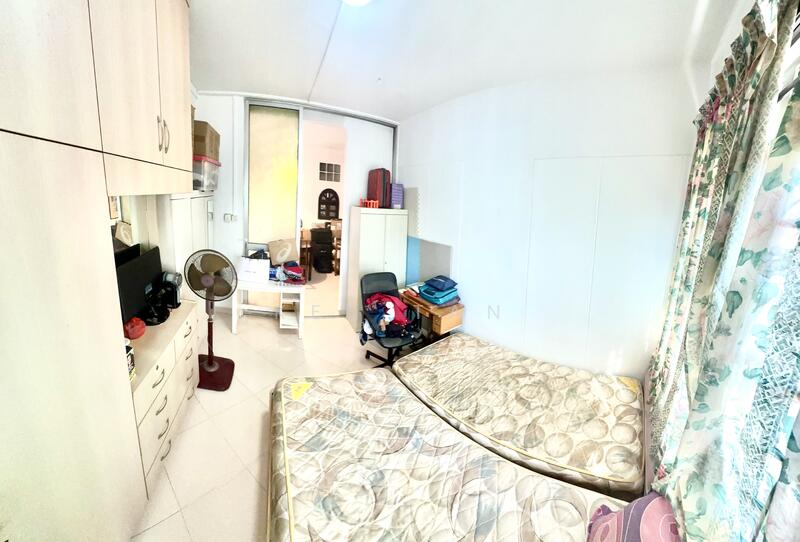 For Sale - 309 Tampines Street 32