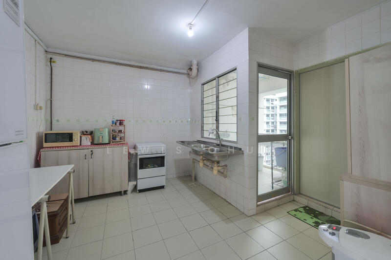 For Sale - 710 Pasir Ris Street 72