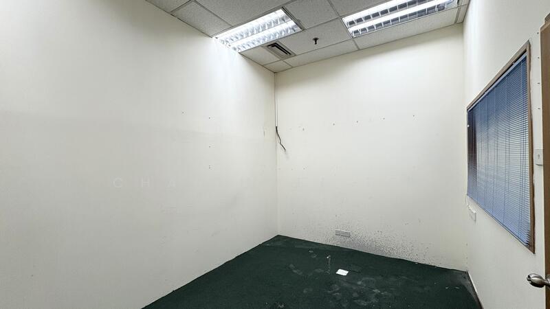 High Street Plaza, 77 High Street, 614 sqft, Shop / Shophouse For Sale, by Chan Hwee Tze, 60224533 - Study - CommercialGuru.com.sg