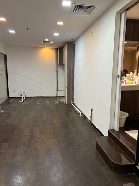 People's Park Centre, Upper Cross Street, 250 sqft, Mall Shop For Rent, by Angie Ng, 60224563 - Interior - CommercialGuru.com.sg