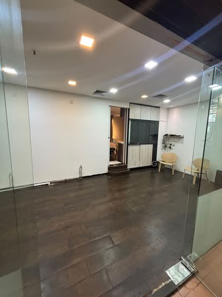 People's Park Centre, Upper Cross Street, 250 sqft, Mall Shop For Rent, by Angie Ng, 60224563 - Interior - CommercialGuru.com.sg