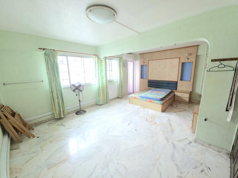 Common + Master room