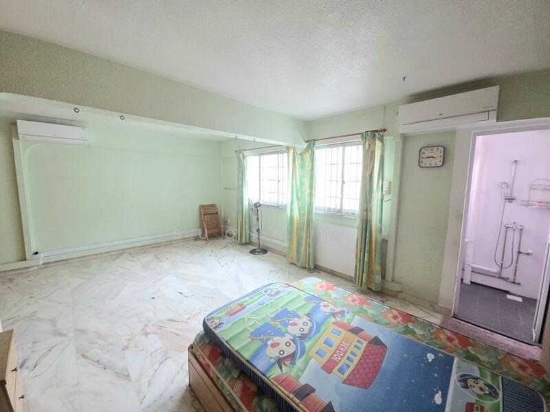 Common + Master room