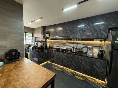For Sale - 143 Tampines Street 12