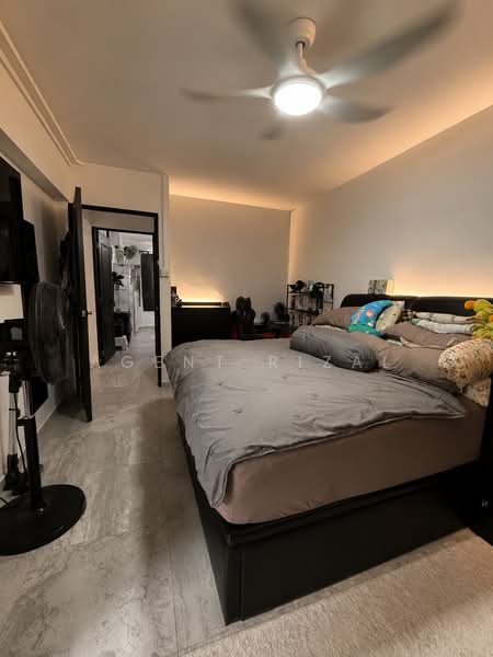 143 Tampines Street 12, 143 Tampines Street 12, 3 Bedrooms, 1,443 sqft, HDB Flat For Sale, by Agent Rizal, 60224588 - Bedroom - PropertyGuru.com.sg