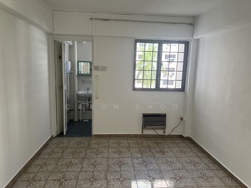 640 Ang Mo Kio Avenue 6 HDB Flat For Sale at S$ 570,000 | PropertyGuru Singapore - Master with ensuite