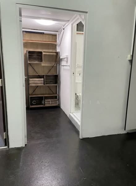 Wcega Plaza, 1 Bukit Batok Crescent, 2,563 sqft, Light Industrial (B1) For Sale, by Cris Chia, 60224686 - Bathroom - CommercialGuru.com.sg