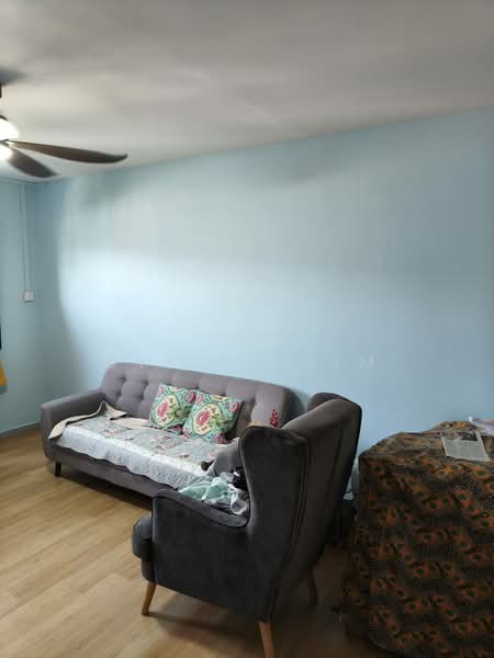 489C Tampines Street 45 HDB Flat For Sale at S$ 760,000 | PropertyGuru Singapore - Living Room