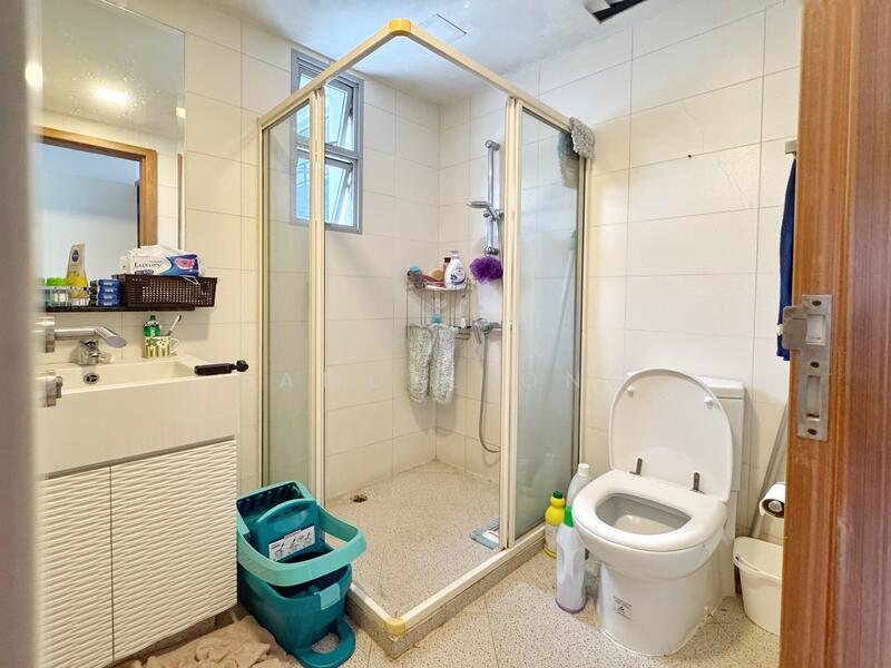 Bedroom 2 Ensuite Toilet