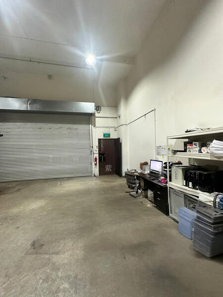 Pioneer Point, 5 Soon Lee Street, 969 sqft, Factory / Workshop (B2) For Sale, by Ziwei Chin 陳紫薇, 60224930 - Others - CommercialGuru.com.sg