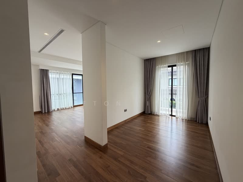 💫 TOP 21 Mount Rosie Detached Detached House For Sale at S$ 24,000,000 | PropertyGuru Singapore - Living Room