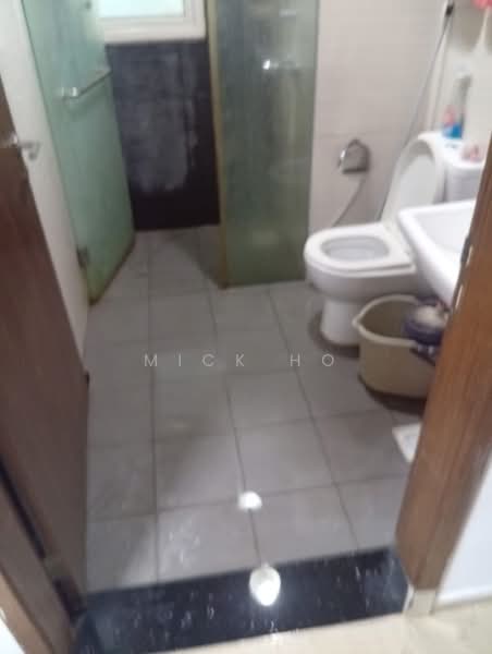 Lor 18 Geylang, Lor 18 Geylang, Room Rental, 100 sqft, Apartment For Rent, by Mick Ho, 60225167 - Bathroom - PropertyGuru.com.sg