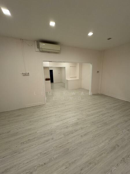 Goldhill Centre, 151-151B Thomson Road, 1,206 sqft, Office For Sale, by Lim Kwan Keong, 60225209 - CommercialGuru.com.sg