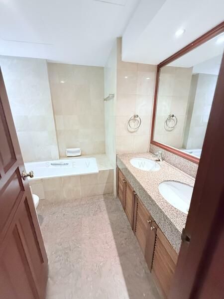 Aspen Heights, 261 River Valley Road, Room Rental, 250 sqft, Condominium For Rent, by Steven Wen, 60225219 - Bathroom - PropertyGuru.com.sg