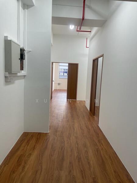 Da Jin Factory Building, 362 Upper Paya Lebar Road, Hougang / Punggol / Sengkang, 350 sqft, Light Industrial (B1) For Rent, by XU ANSON, 60225230 - Corridor - CommercialGuru.com.sg