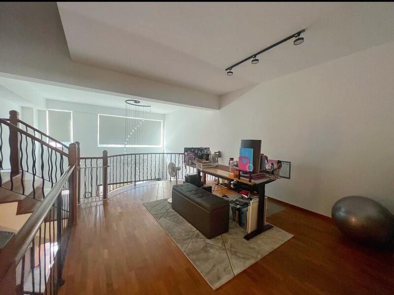 2nd level - family area