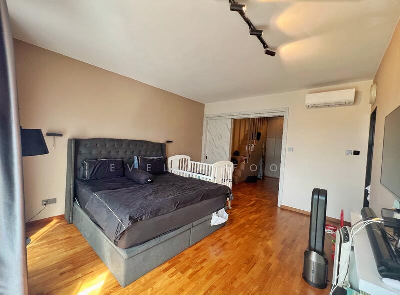 3rd level - master bedroom