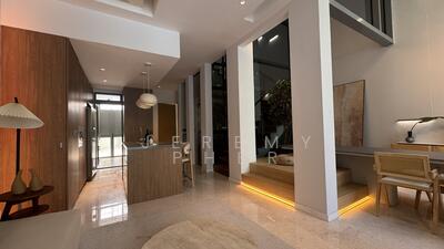 For Sale - Skies Miltonia