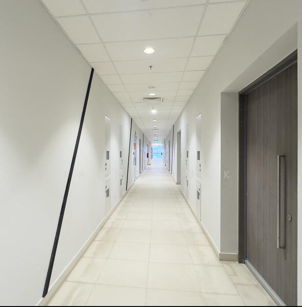 CT Hub 2, 114 Lavender Street, 1,000 sqft, Light Industrial (B1) For Rent, by Irene Quek, 60225366 - Corridor - CommercialGuru.com.sg