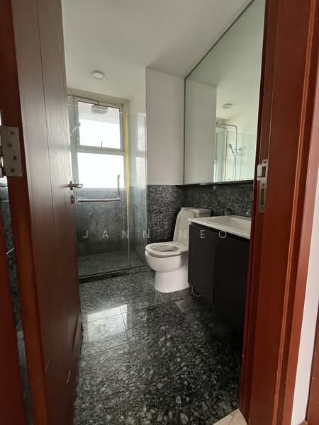 Clydes Residence, 78 Mergui Road, 3 Bedrooms, 1,119 sqft, Apartment For Sale, by Jann Neo, 60225405 - Bathroom - PropertyGuru.com.sg