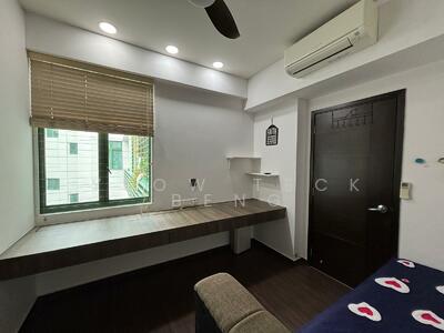 For Rent - Signature Park