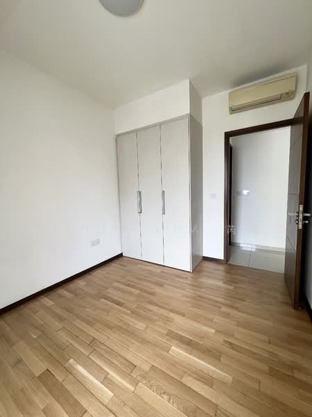 Miltonia Residences, 520 Miltonia Close, 3 Bedrooms, 1,173 sqft, Condominium For Rent, by Kayla Lim 芮名, 60225446 - Bedroom 3 with Wardrobe View - PropertyGuru.com.sg