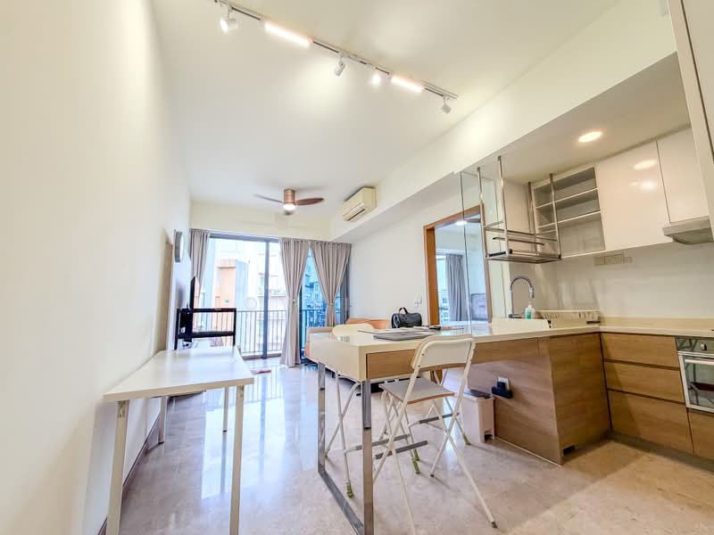 Seastrand, 17 Pasir Ris Link, 1 Bedroom, 570 sqft, Condominium For Rent, by Aloysius Ng, 60225530 - Living Room - PropertyGuru.com.sg