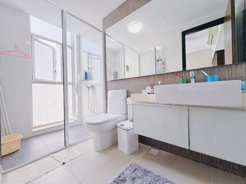 Springside Avenue Terraced House For Sale at S$ 4,990,000 | PropertyGuru Singapore