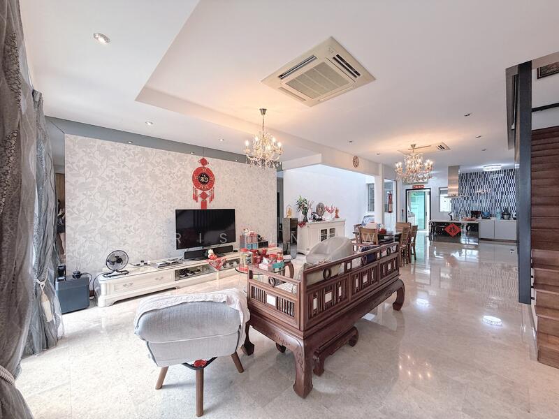 Springside Avenue Terraced House For Sale at S$ 4,990,000 | PropertyGuru Singapore