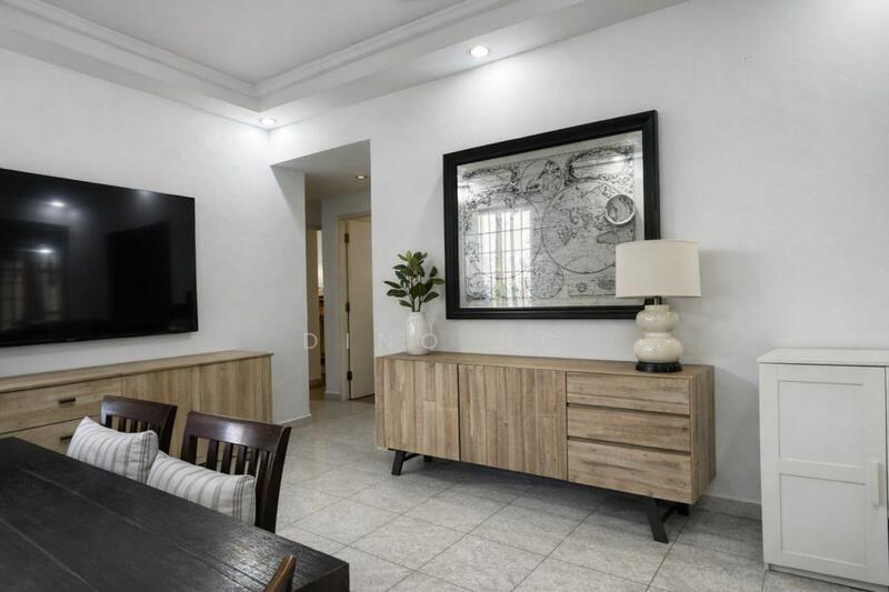 Rare Freehold 3 Huge Layout Bedroom unit Condominium For Sale at S$ 1,950,000 | PropertyGuru Singapore