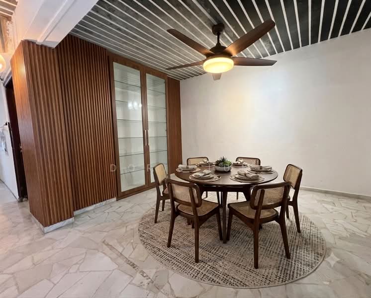 3 Beach Road, 3 Beach Road, 2 Bedrooms, 731 sqft, HDB Flat For Sale, by Doris Lum, 60225862 - Bedroom/ Dining Room - PropertyGuru.com.sg