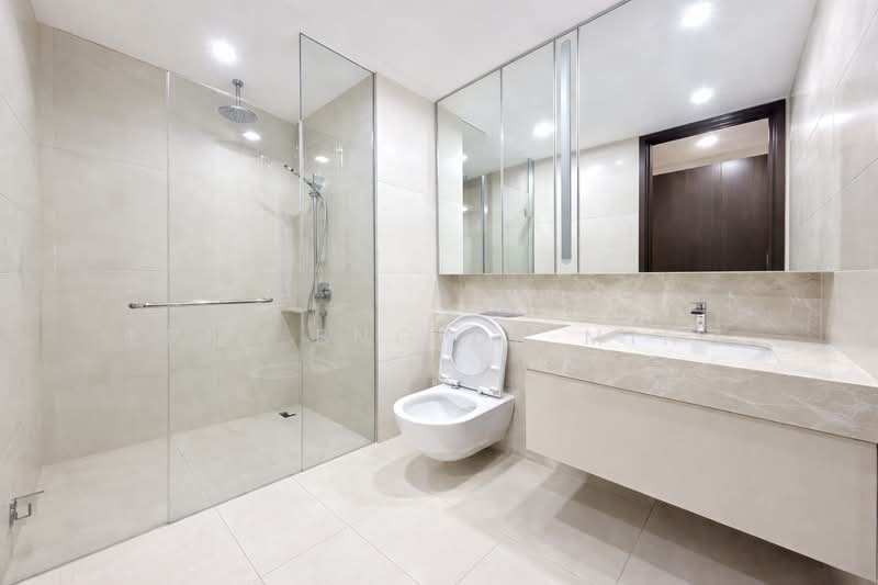 Forett at Bukit Timah, 36 Toh Tuck Road, 2 Bedrooms, 764 sqft, Condominium For Sale, by Eric Eng De Ming, 60225891 - Master Bathroom - PropertyGuru.com.sg