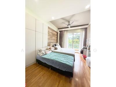 For Sale - Luxus Hills