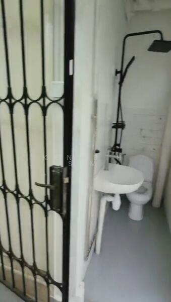 Shared yard Bathroom