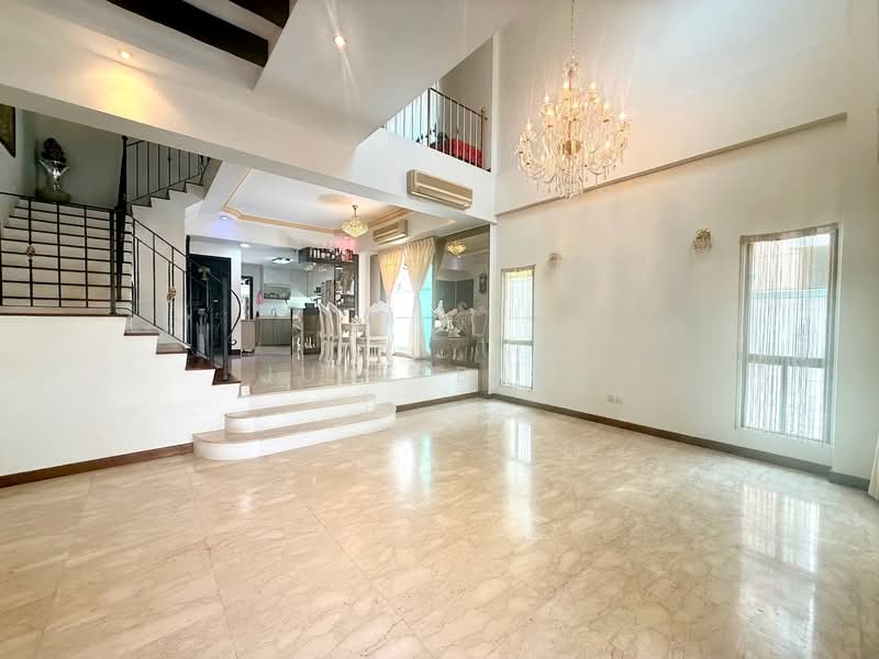 For Sale - Villa Verde