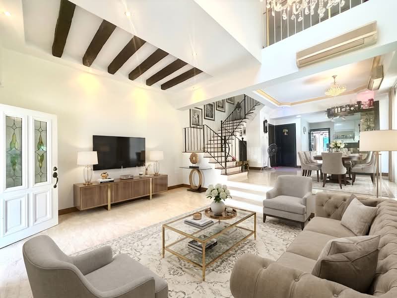 For Sale - Villa Verde