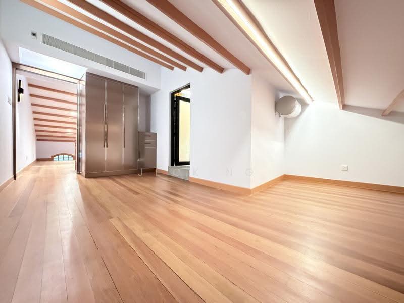 Emerald Hill Conservation Area, Saunders Road, Orchard / River Valley, 4 Bedrooms, 4,409 sqft, Conservation House For Rent, by Jeck Ng, 60226184 - Attic Bedroom 4 - PropertyGuru.com.sg