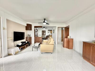 For Sale - 496C Tampines Street 43