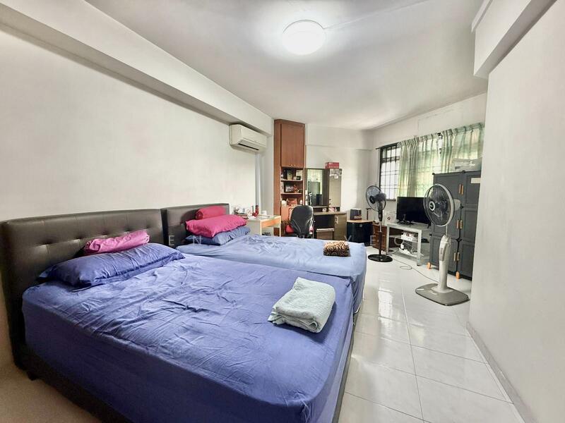 496C Tampines Street 43 HDB Flat For Sale at S$ 800,000 | PropertyGuru Singapore - Bedroom