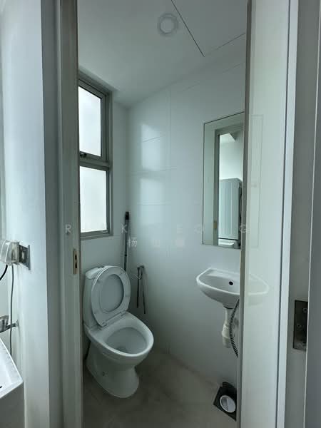Caspian, 50 Lakeside Drive, Room Rental, 100 sqft, Condominium For Rent, by Rick Yeong 杨祖耀, 60226258 - Bathroom - PropertyGuru.com.sg