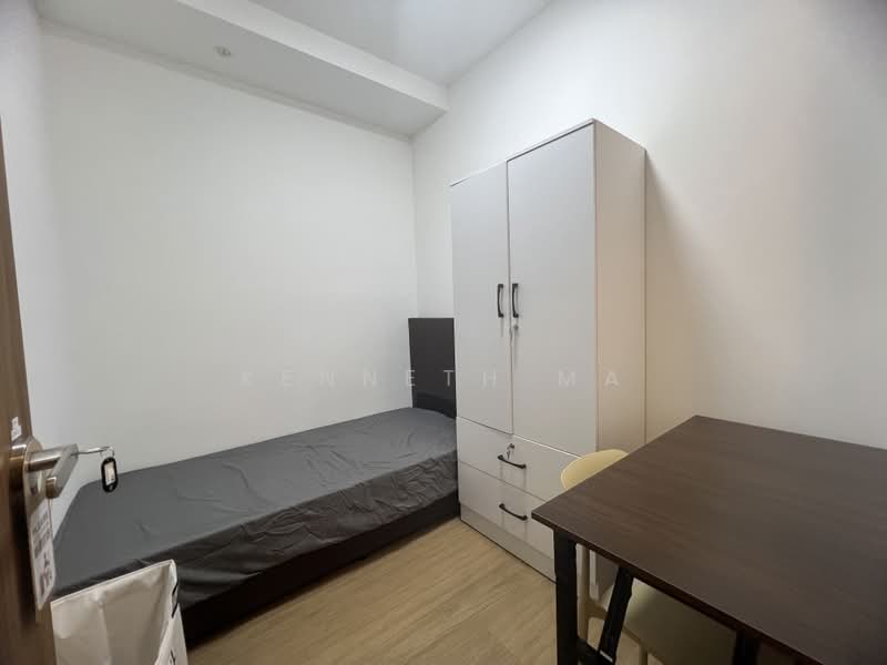 The Mayfair, 1 Jurong East Street 32, Room Rental, 150 sqft, Condominium For Rent, by Kenneth Ma, 60226368 - Bedroom - PropertyGuru.com.sg