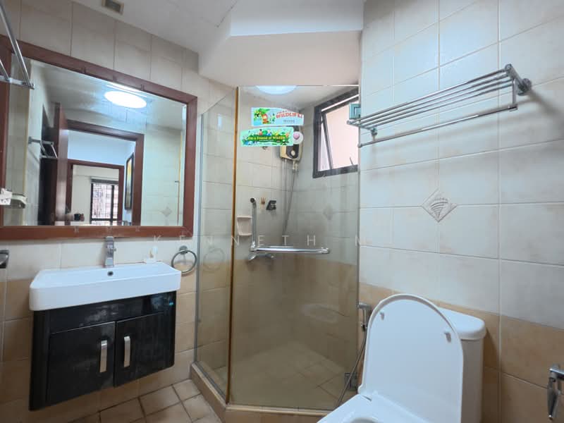 The Mayfair, 1 Jurong East Street 32, Room Rental, 150 sqft, Condominium For Rent, by Kenneth Ma, 60226368 - Bathroom - PropertyGuru.com.sg