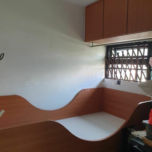 Small common Bedroom