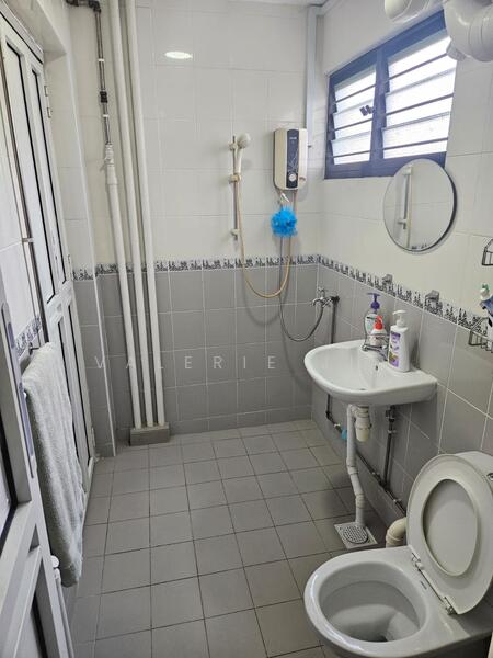 For Rent - 601 Hougang Avenue 4