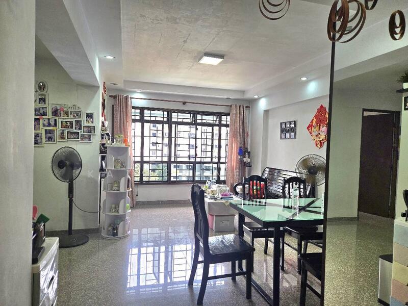 For Sale - 586 Woodlands Drive 16