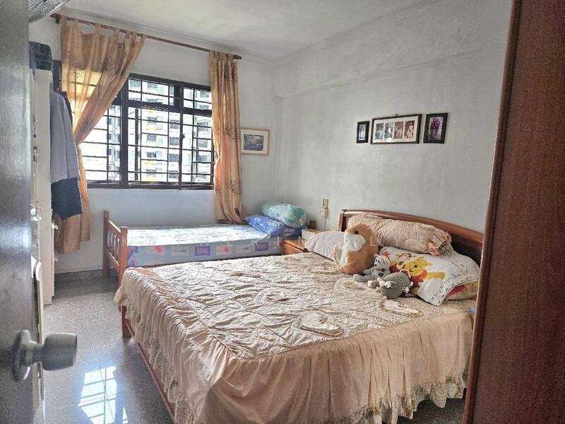 For Sale - 586 Woodlands Drive 16