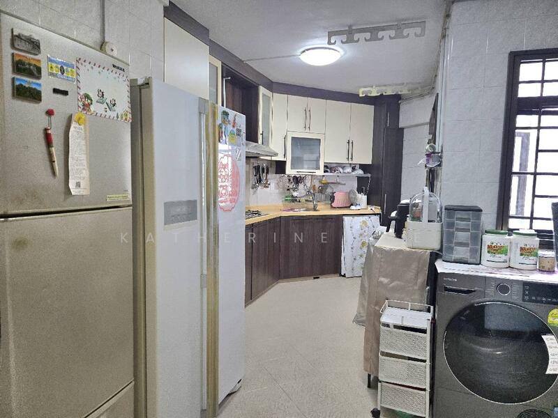 For Sale - 586 Woodlands Drive 16