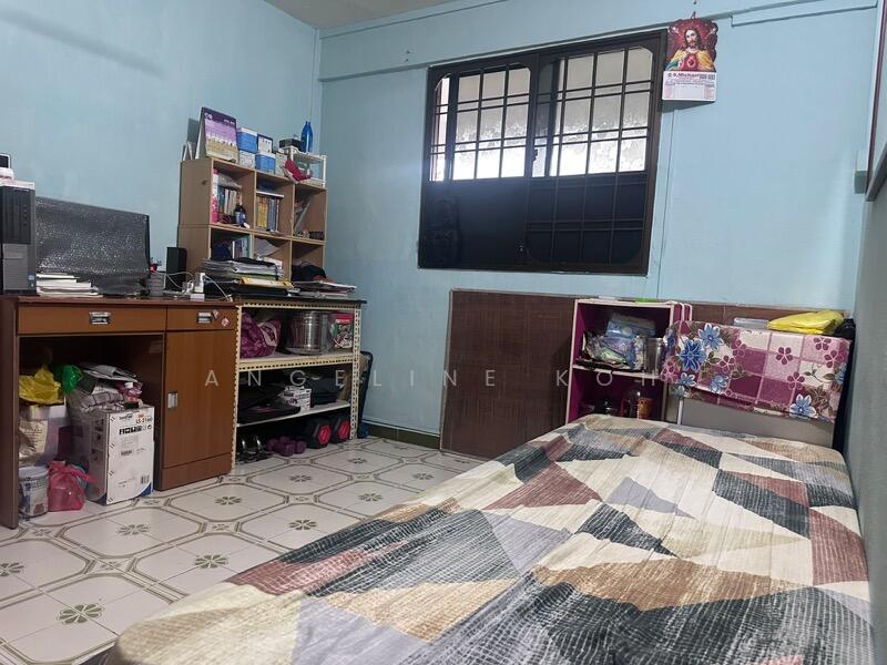 212 Boon Lay Place HDB Flat For Sale at S$ 359,000 | PropertyGuru Singapore