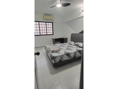 For Rent - 403 Jurong West Street 42